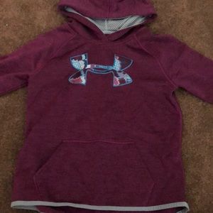 Under Armour burgundy sweatshirt